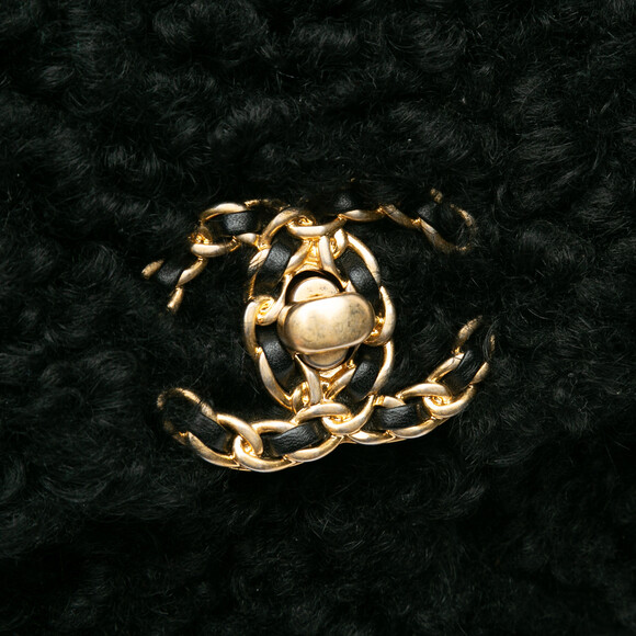 Auth Chanel Medium Shearling 19 Flap #158206C40B - Picture 5 of 9